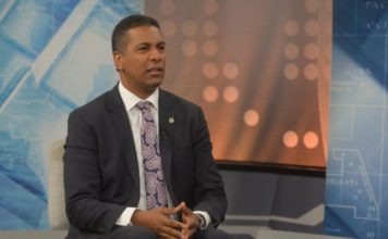 Demóstenes Martínez: “La Junta ha errado de manera garrafal al crear dos formas de elección de senadores»