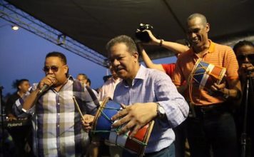 Apoyan a Leonel: Fernandito, Sergio, Peña Suazo, El Jeffrey, Silvio Mora, Michel, Mark B, Shadow Blow, El Alfa, Natti Natasha, Luis Miguel del Amargue