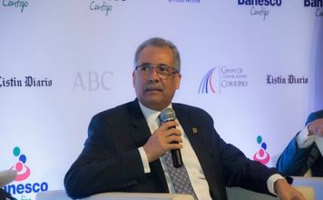 Simón Lizardo: «RD garantiza clima de confianza para inversión turística»