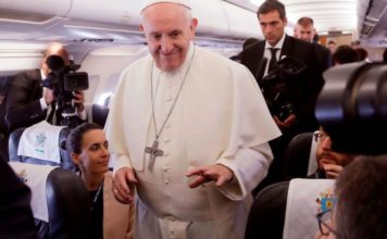 Papa Francisco: Necesitamos un periodismo libre