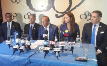 Alfredo Rodríguez anuncia sometimiento a la Junta Central Electoral en el Tribunal Constitucional