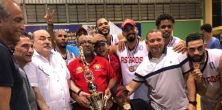 Astros son los campeones del baloncesto de Bonao