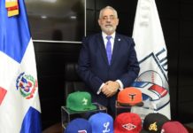 Vitelio Mejía seguirá al frente de la LIDOM