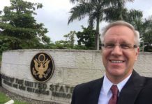 EEUU afirma que el respeto a la Constitución es compromiso con la democracia