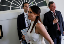 Miembro de la Casa Blanca se pelea con funcionarios norcoreanos durante el encuentro entre Trump y Kim