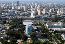 ¿Se contrae la economía dominicana?