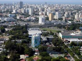 ¿Se contrae la economía dominicana?