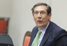 Jurista español advierte reforma para la reelección sería un “golpe de estado constitucional”