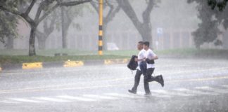 Debido a Onda Tropical continuarán los aguaceros