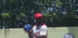 Fígaro lanza joya en victoria de los Tiburones