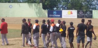 Andulleros vencen a los Tiburones en muerte súbita