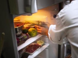 Hombre encuentra un bebé momificado en el congelador de su difunta madre