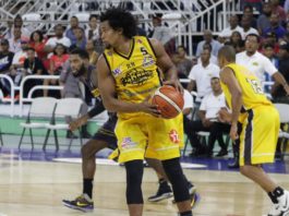 Barias derrota a MB y se pone a ley de un triunfo para coronarse en el TBS Distrito 2019