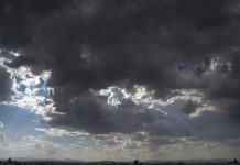 Incremento en la nubosidad debido a vaguada y onda tropical