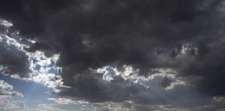 Incremento en la nubosidad debido a vaguada y onda tropical