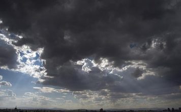 Incremento en la nubosidad debido a vaguada y onda tropical