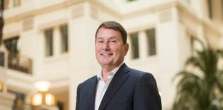 ¿Quién es Brian Ballard, el lobbista que contrató el gobierno de RD en Washington?