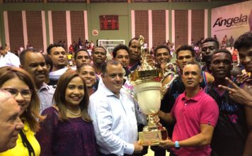 Club San Antonio campeón en basket superior de Mao