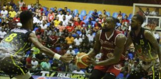 San Sebastián se coloca a un juego del campeonato del básquet de Moca