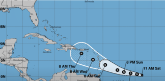 Ciclón amenaza con impactar Puerto Rico y República Dominicana como huracán