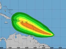 Tormenta Dorian continúa trayectoria hacia las antillas menores