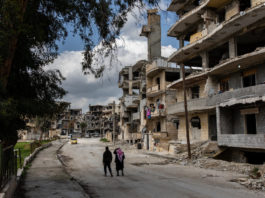 El terrorismo de los supremacistas blancos se esparce igual que el terrorismo del Estado Islámico