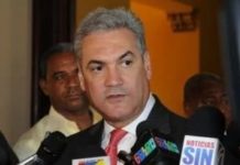 Gonzalo Castillo sigue en nómina de Obras Públicas pese a renuncia de su cargo