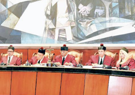 LEY DE PARTIDOS, TRIBUNAL CONSTITUCIONAL Y DEMOCRACIA