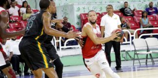 Leones vencen a los Soles y mantienen su invicto