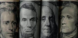 Cotización del dólar está a punto de tocar los RD$52