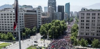 Duro golpe a imagen de Chile tras cancelar APEC y COP25 por estallido social