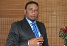 Anthony Santos calienta las redes con su primer video «Se Acabó El Abuso»