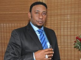 Anthony Santos calienta las redes con su primer video «Se Acabó El Abuso»