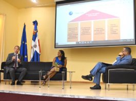 DESINFORMACIÓN Y FAKE NEWS – Unión Europea y Universidad Católica Santo Domingo disertan sobre la desinformación y noticias falsas