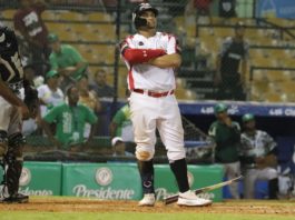 Jonrón de Naylor deja en el terreno a las Estrellas