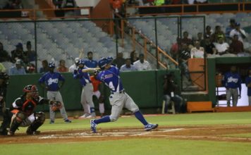 Ryan McBroom decide triunfo del Licey sobre los Toros