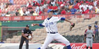 Ubaldo Jiménez define como “grandioso” retorno al Licey