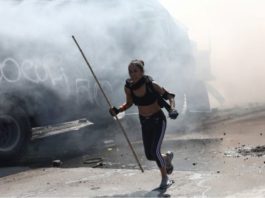 Protestas en Chile: «Las élites empresariales y políticas apretaron la tuerca más de lo que tenían que apretar»