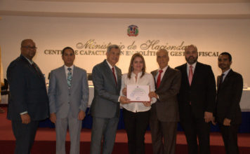 Gradúan 87 nuevos especialistas en Tesorería