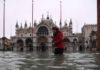 Venecia sufre su peor inundación desde 1966