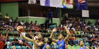 Parque Hostos cierra jornada al derrotar a las Fieras de La Villa