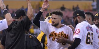 Diego Goris encabeza triunfo de las Águilas sobre los Gigantes