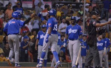Licey pinta de blanco a las Águilas