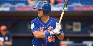 Escogido anuncia la contratación del infielder Sam Haggerty