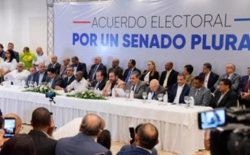 Partidos negocian pactos hasta última hora; hoy deben formalizar las alianzas