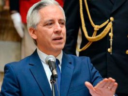 Dimite Evo morales y el vicepresidente de Bolivia