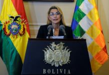 La demora en la convocatoria de elecciones complica la situación en Bolivia