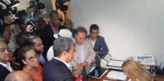 Fuerza del Pueblo presenta a Leonel como candidato presidencial ante JCE