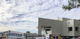 Al menos un muerto y seis heridos deja tiroteo en secundaria de Santa Clarita, California