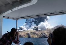 Cinco muertos y sin esperanzas de más sobrevivientes en erupción de volcán en Nueva Zelanda